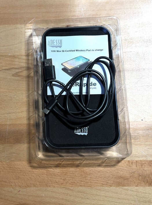 Adesso 10W Max Qi-Certified 3-Coil Wireless Charging Pad AUH-1030