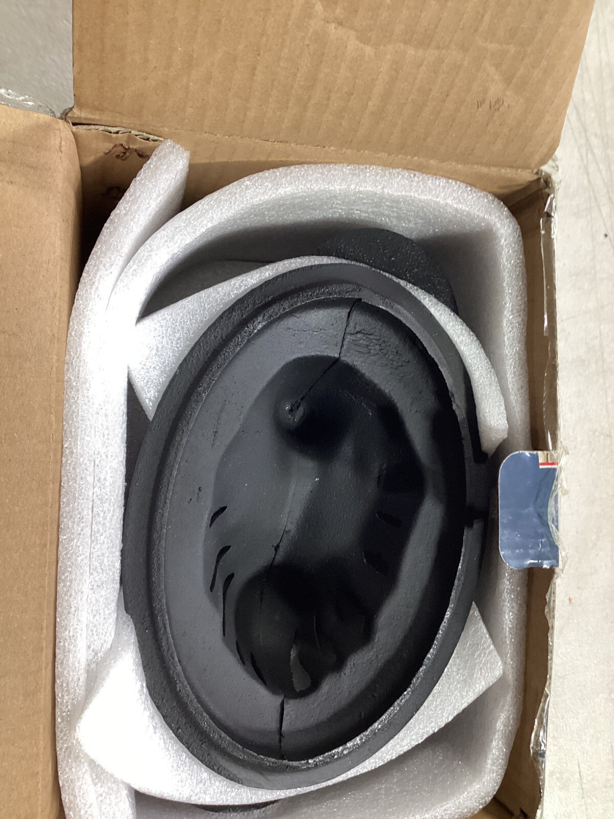 1 Quart Black Cast Iron Cooking Pot Decorative Humidifier for Stoves