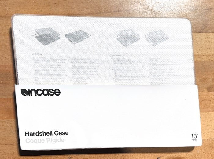 Incase Macbook Air 13" Hardshell Case Clear Dots