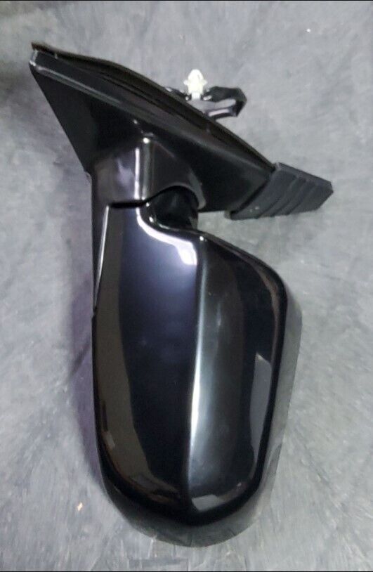 TYC 4760032 Door Mirror Left-Side Compatible with 1999-2004 Honda Odyssey