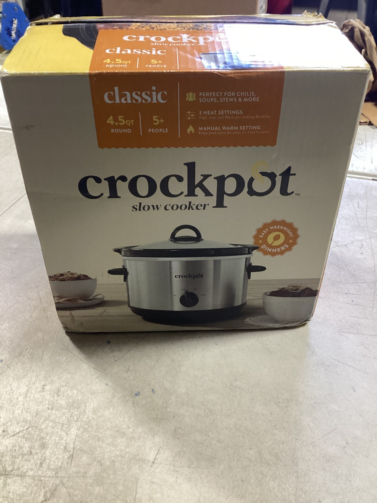 4.5 QT Classic Crockpot slow cooker