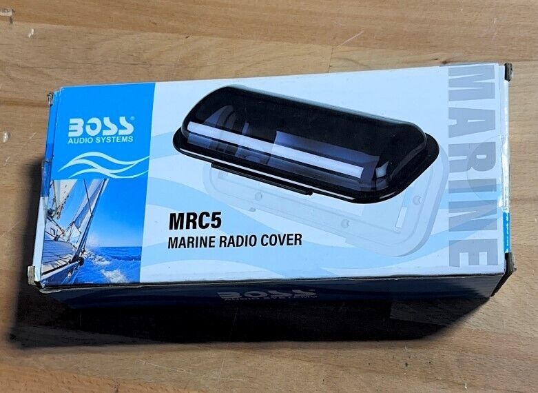 Boss Audio MRC5 Universal Radio Cover - Black/White MRC5